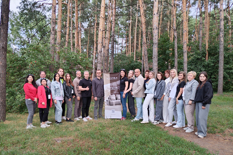 Общий фотоснимок всех участников обучения июль 2024 года